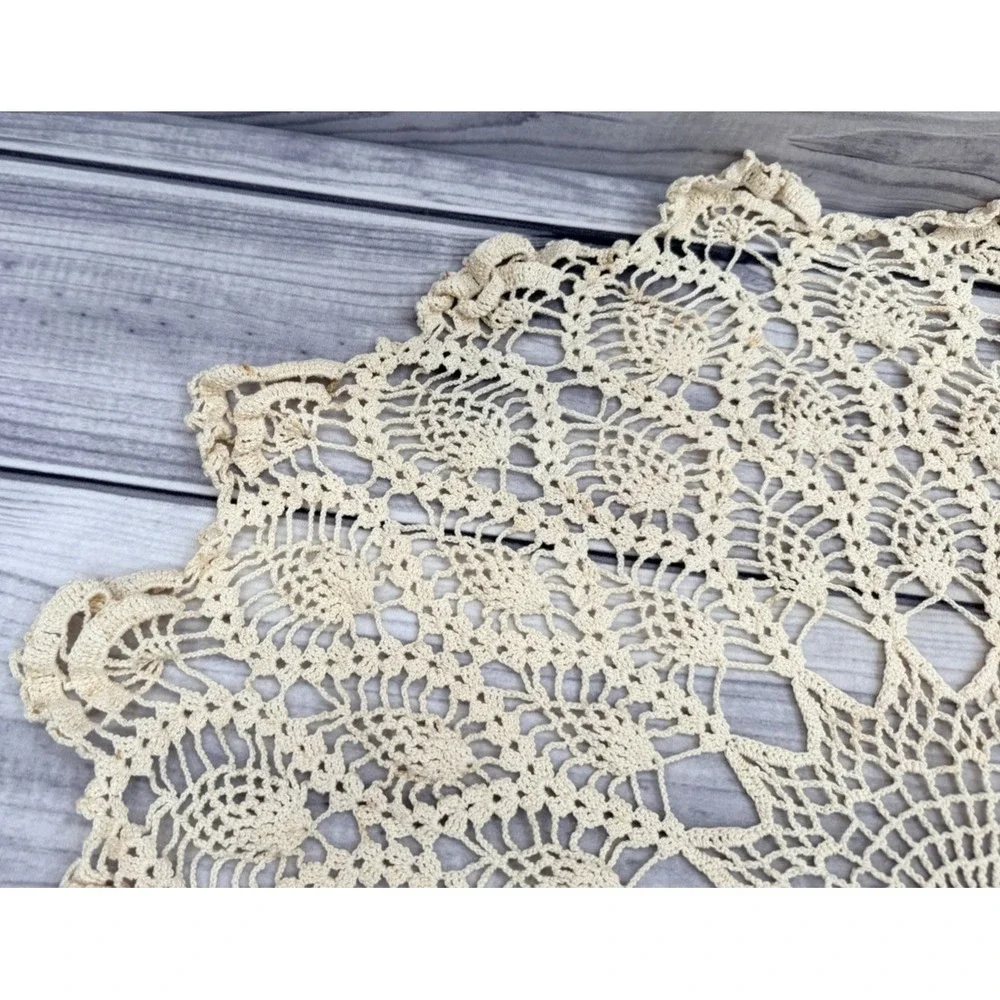 LOT OF 3 VINTAGE CROCHET SMALL TABLECLOTHS - WHITE / OFF WHITE